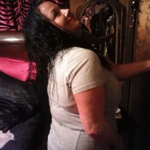 Meet your Posher, Gyna